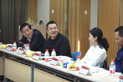 中国美院上海设计学院书记兼副院长韩绪发言.jpg 中国美院上海设计学院书记兼副院长韩绪发言.jpg